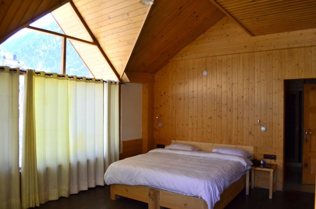 The Whitestone Resorts Manāli Cameră foto